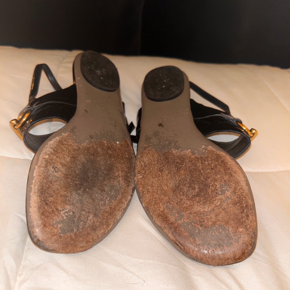 Gucci Black Patent Leather Gold Horsebit Slingback Sandals - Picture 6 of 8